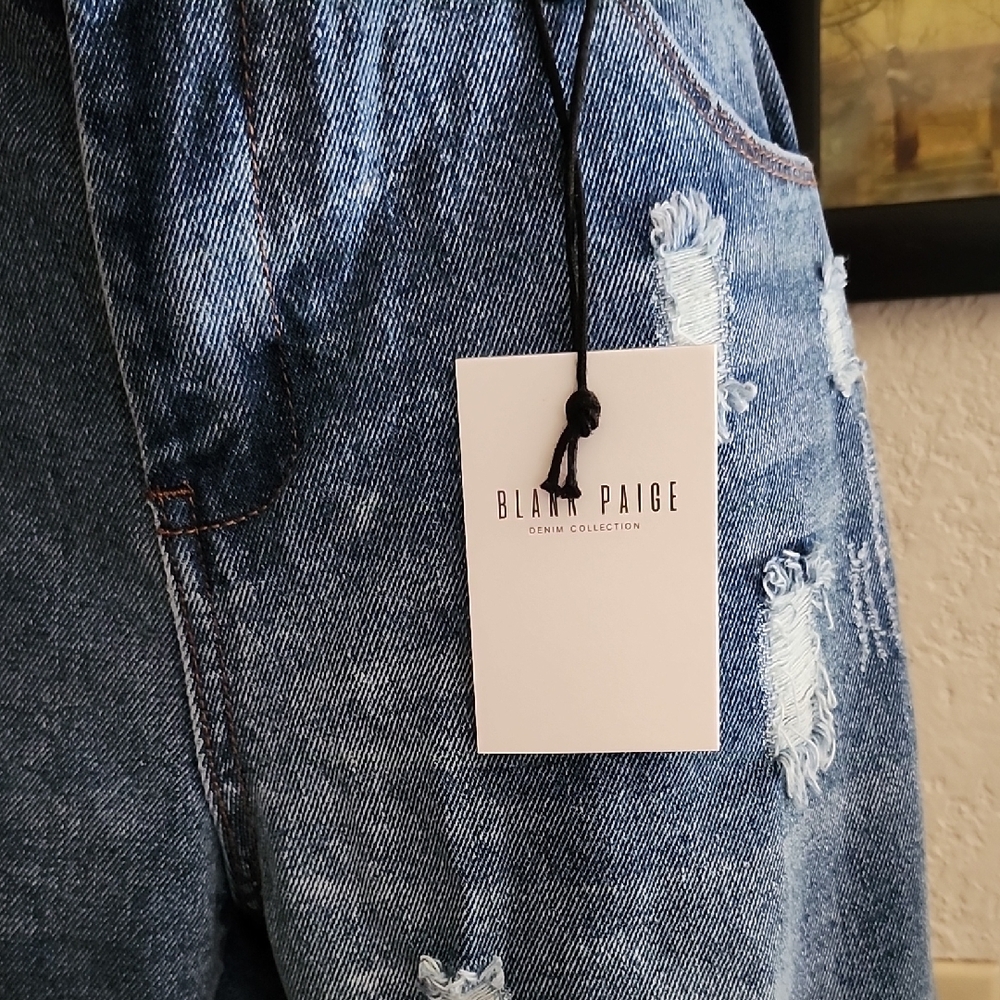 Blank Paige Trendy Distressed Boyfriend Jeans in Blue - Picture 4 of 10
